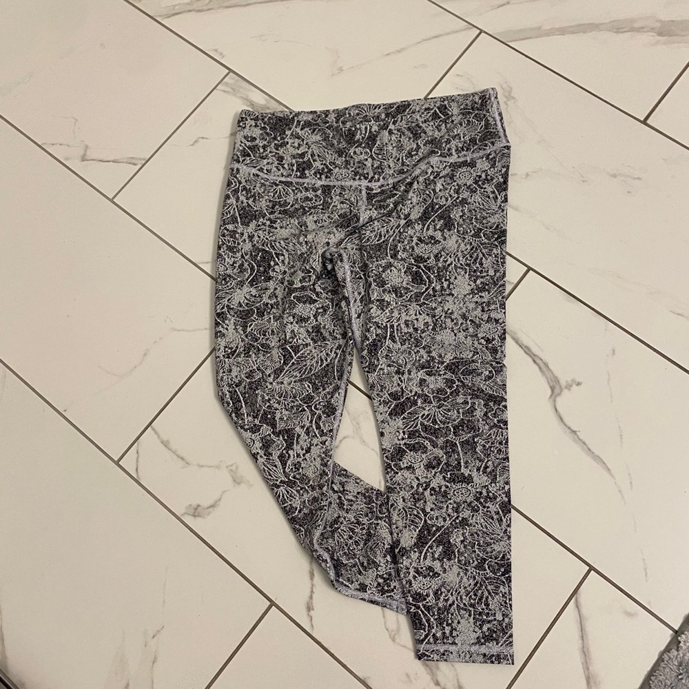 Athleta Black and White Patterned Leggings